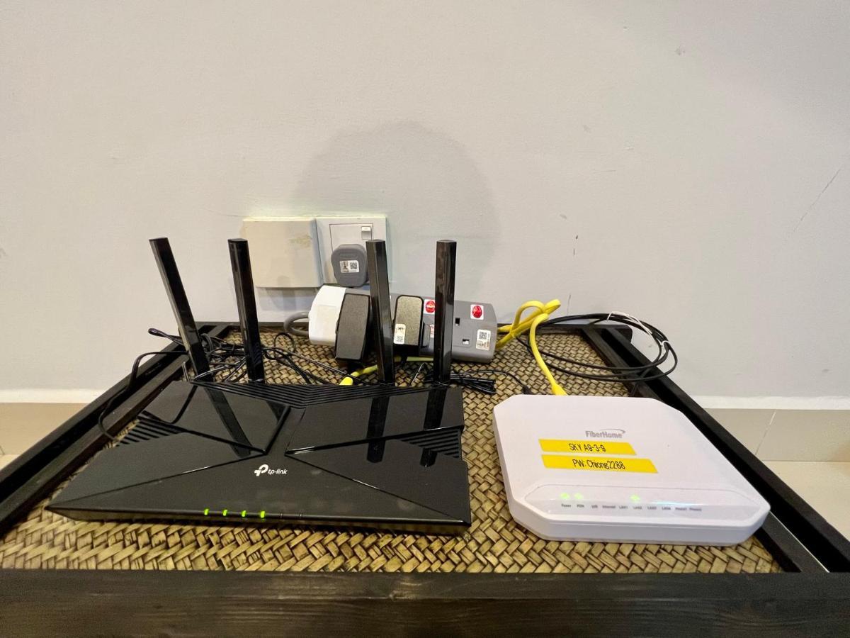 Riverview 8Pax 2Br In Kbtown Ps4, Netflix A-1-12 Kota Bharu Zewnętrze zdjęcie